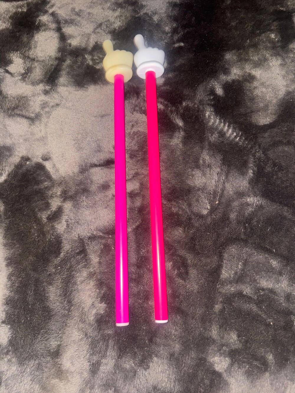 Greenbrier International Pink Set of 2 Hand pointers